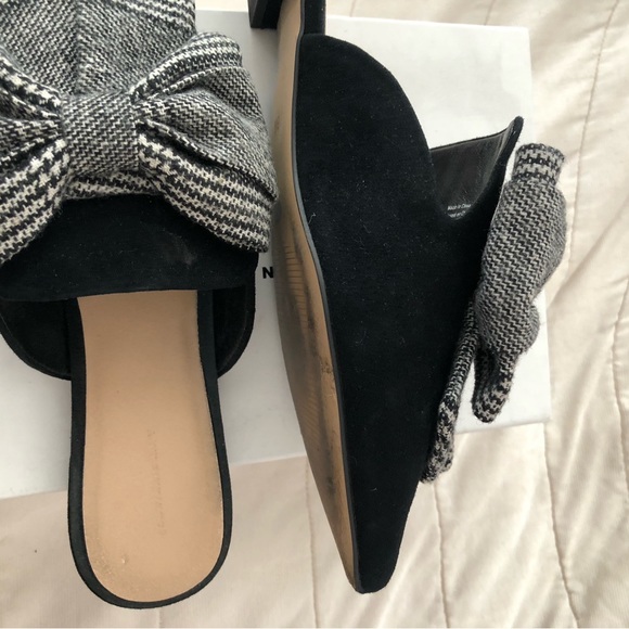 Something Navy Avenue Bow Mule - Picture 9 of 15